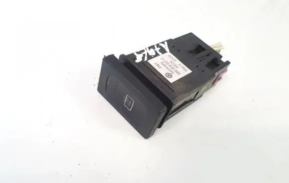 Windscreen/window heater switch