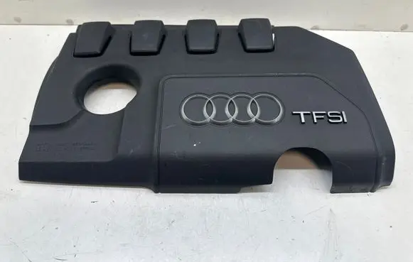 Audi TT TTS Mk2 Engine cover (trim)