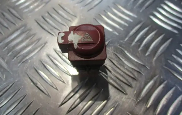 Citroen C4 I Hazard warning light relay 