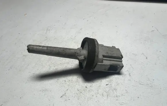 Audi A4 S4 B6 8E 8H Interior temperature sensor 1J0907543