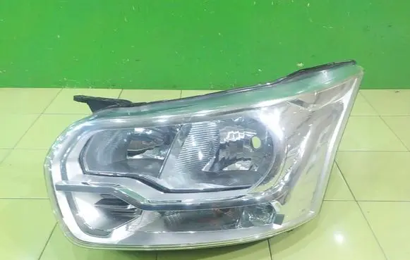 Ford Transit Headlight/headlamp BK3113W030AF