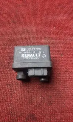 Glow plug pre-heat relay