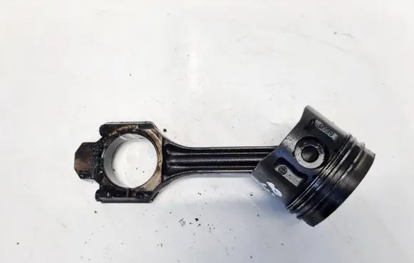 Volkswagen Transporter - Caravelle T4 Piston with connecting rod