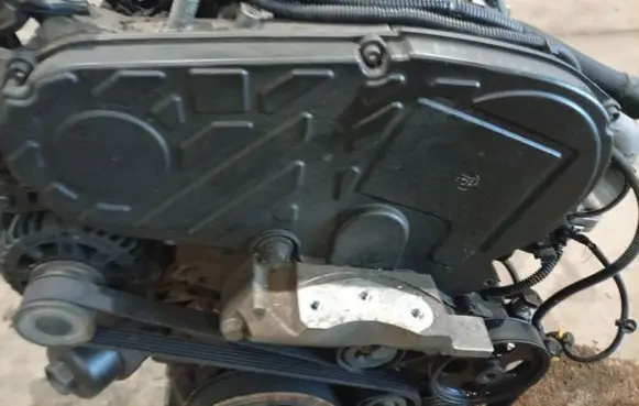 Opel Insignia A Timing belt guard (cover)