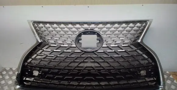 Lexus RX 330 - 350 - 400H Front bumper upper radiator grill 5310148A00