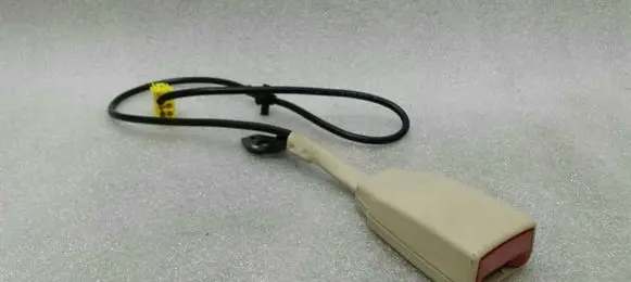Mercedes-Benz SL R230 Front seatbelt buckle A2308600069