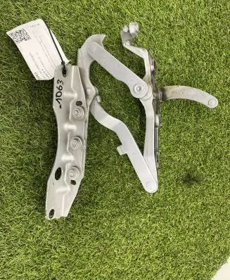 Mercedes-Benz S W221 Engine bonnet/hood hinges A2218800428