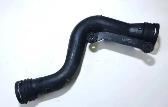 Volkswagen PASSAT B6 Intercooler hose/pipe 1k0145762p hpo1