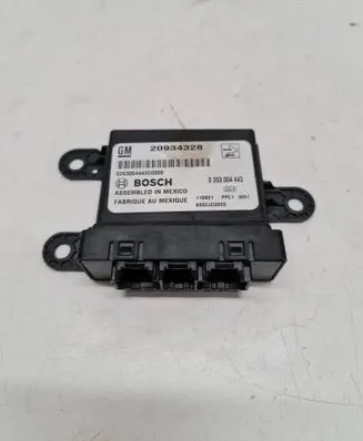 Opel Insignia A Door control unit/module 20934328 6002JC0000 0263004443