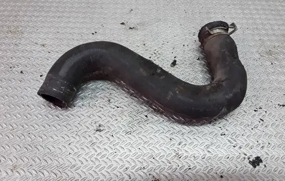 Peugeot 607 Engine coolant pipe/hose