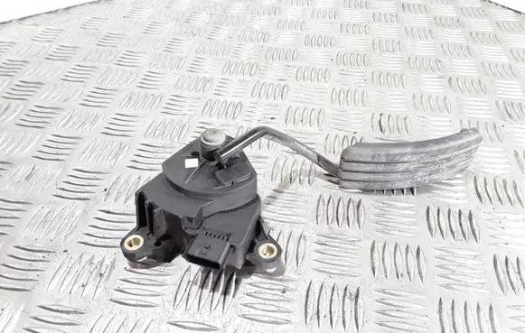 Renault Megane II Accelerator throttle pedal 8200153268
