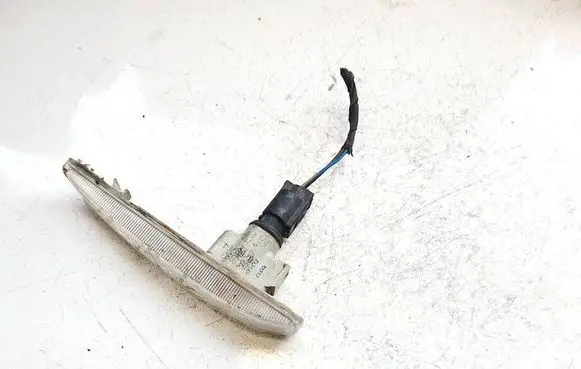 BMW 7 E65 E66 Front fender indicator light 6906893