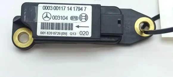 Mercedes-Benz CLK A208 C208 Airbag deployment crash/impact sensor 0018200726 003104