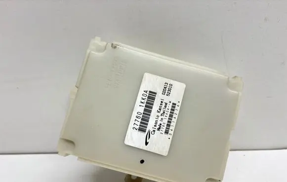 Nissan Juke I F15 Climate control unit 277601KK0A 523010 020413