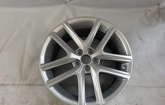 Lexus CT 200H R18 alloy rim 4261176180