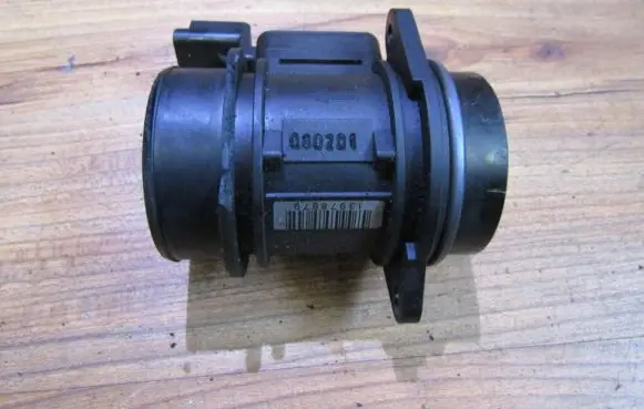 Citroen C2 Mass air flow meter 5wk9631