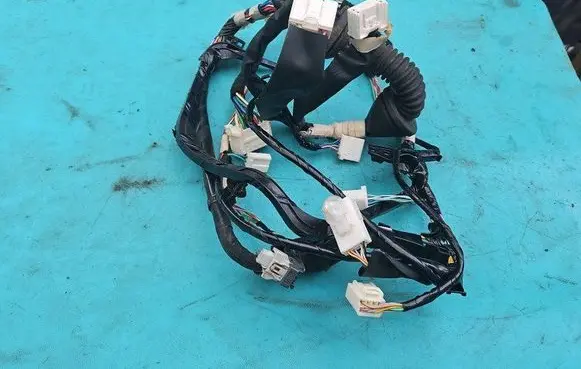 Toyota Corolla E160 E170 Front door wiring loom 82152-OZ630 IMPRK1273512