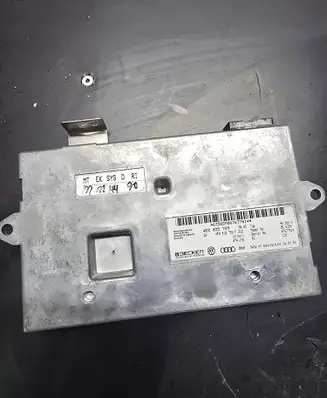 Audi A6 S6 C6 4F Sound amplifier 4E003572