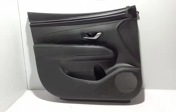 Hyundai Tucson TL Front door card panel trim 82730N7010