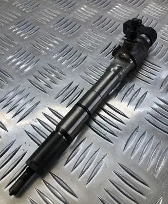 Volkswagen Golf VI Fuel injector 03L130277B