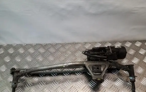 Opel Vivaro Front wiper linkage and motor