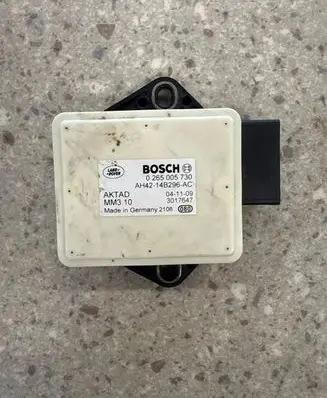 Land Rover Range Rover Sport L320 ESP acceleration yaw rate sensor 0265005730