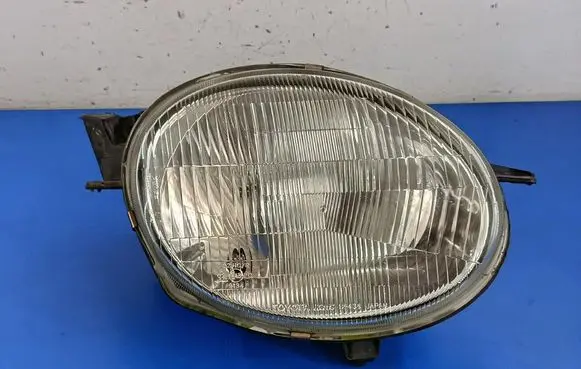 Toyota Corolla E110 Headlight/headlamp