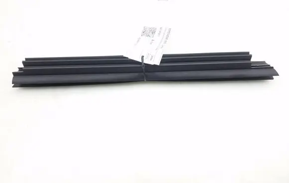 Toyota C-HR I Rear door card trim 68174F4011