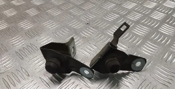 Opel Insignia A Radiator mount bracket 13248768 13248767