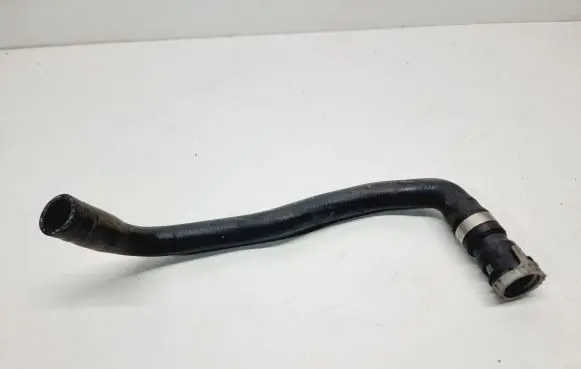 Volvo V40 Engine coolant pipe/hose 31338759