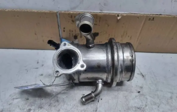 Volkswagen Golf VIII EGR valve cooler 05L131512D