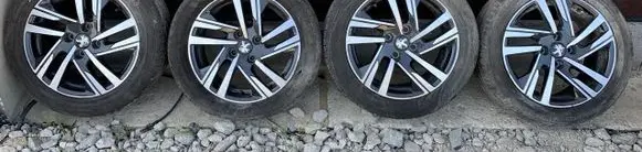 Peugeot 208 I R16 alloy rim 9825165280