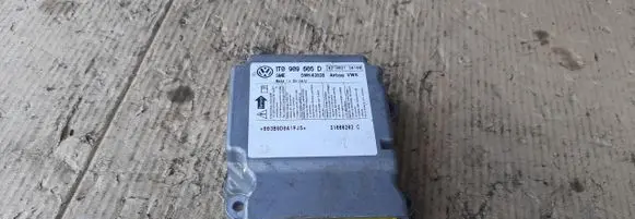 Volkswagen Cross Touran I Other control units/modules 1T0909605D