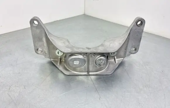 Land Rover Defender Driveshaft support bearing bracket L8B24A315AA
