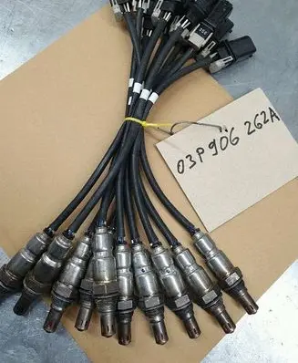 Volkswagen Golf IV Lambda probe sensor 03P906262A