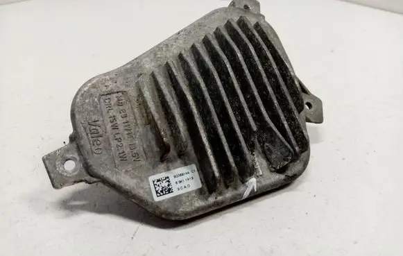 BMW X1 F48 F49 LED ballast control module 7428792 63117428792