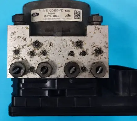 Ford Focus ABS Pump F1FC2C405AE