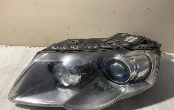 Volkswagen PASSAT B6 Headlight/headlamp 3C0941753K