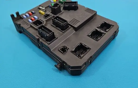 Peugeot 407 Central body control module S120104500I IMPRK1561060