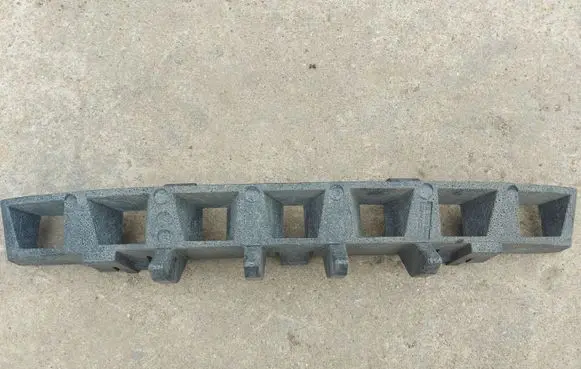 Skoda Yeti (5L) Front bumper foam support bar 5L0807248