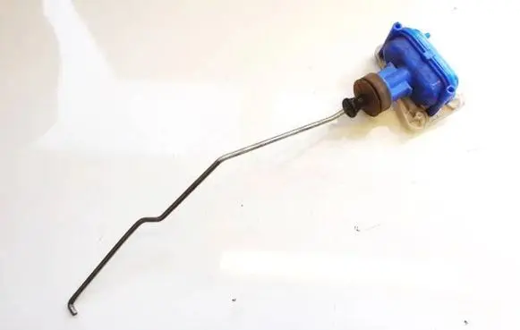 Audi 80 90 S2 B4 Central locking vacuum pump 893862123