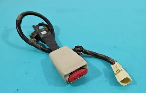 Toyota Land Cruiser (J120) Front seatbelt IMPRK1521625