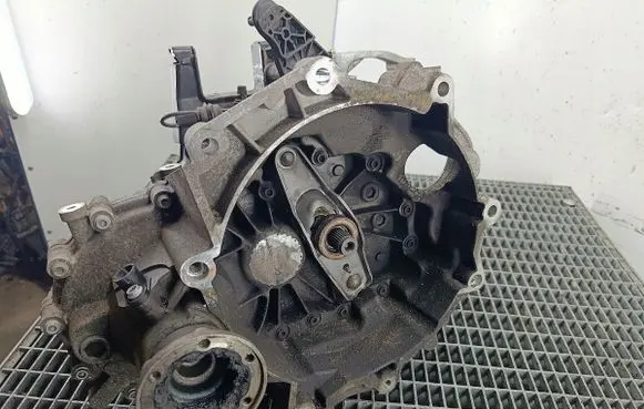 Skoda Fabia Mk2 (5J) Manual 5 speed gearbox JHQ