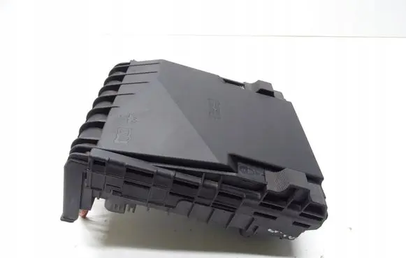 Volkswagen PASSAT CC Fuse box set 3C0937125
