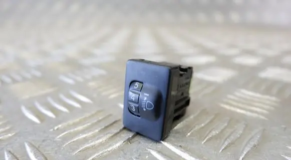 Lexus CT 200H Headlight level height control switch 8415276011