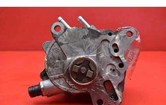 Audi A3 S3 8P Vacuum pump 03g145209d