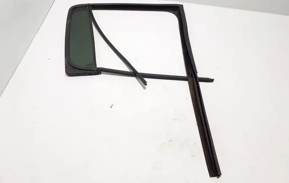 Volkswagen Amarok Rear vent window glass 2H7845214G
