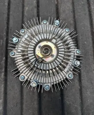 Toyota Hilux VIII Viscous fan clutch 162100E020 162100E040