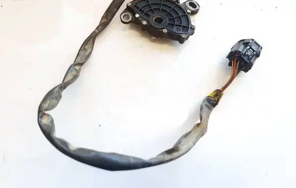 Volvo XC90 Reversing light switch sensor 