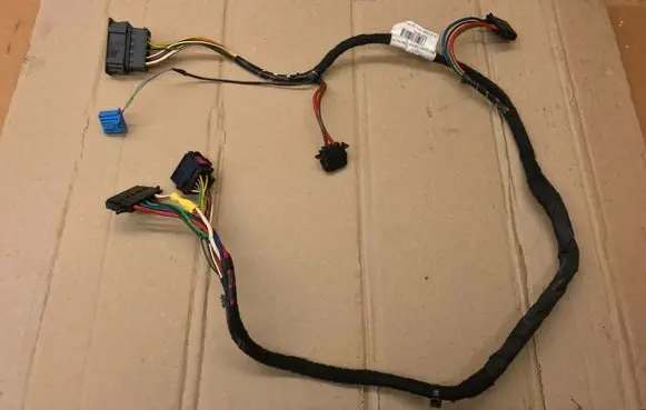 Volkswagen Polo V 6R Front door wiring loom 6R2971566F